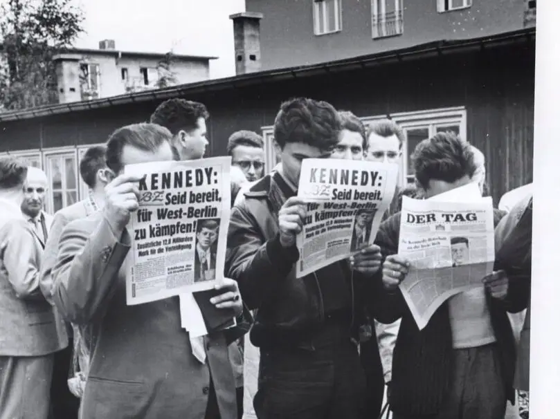 1961: La invasión de Bahía de Cochinos y el Muro de Berlín |